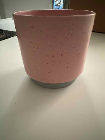 Photo of free Pink/Grey Ceramic Pot (PR8, Birkdale) #1
