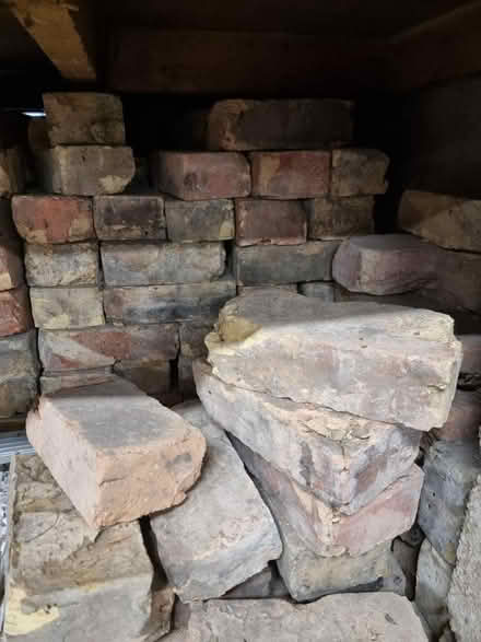 Photo of free House Bricks (Freeland, Oxfordshire) #2