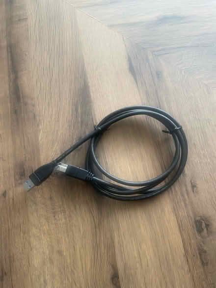 Photo of free USB B ver 3.0 cable (GL50) #1