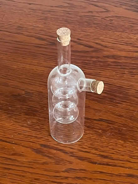 Photo of free Oil / vinegar glass receptacle (HA0) #1