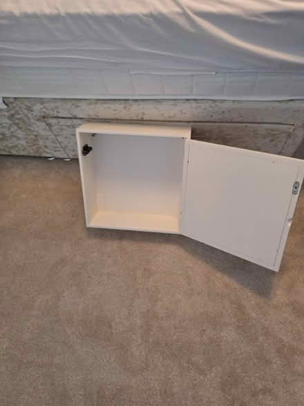 Photo of free Bathroom cabinet (Monkseaton NE25) #2