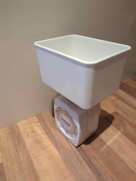 Photo of free Small kitchen scale (Dun Laoghaire, Dublin) #2