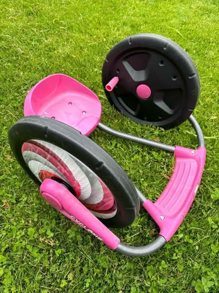 Photo of free “Cyclone” Kids Ride-On Toy (Skokie) #1