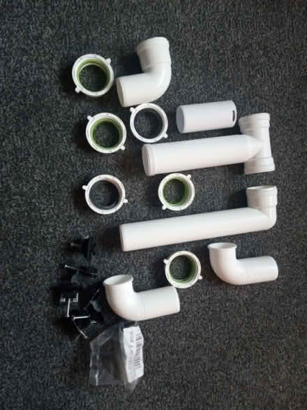 Photo of free plumbing bits! (Whitnash CV31) #1