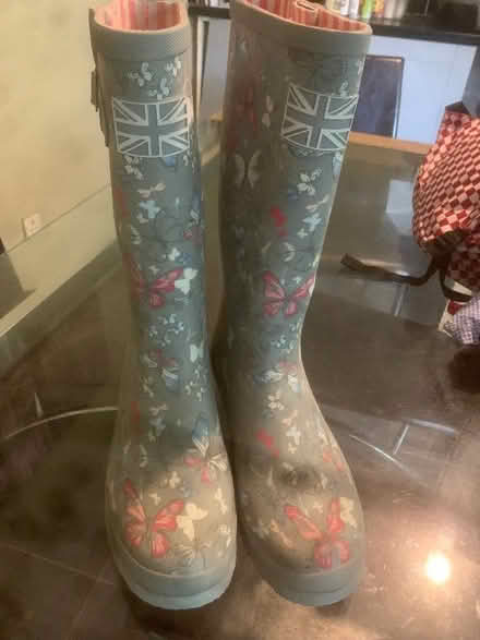 Photo of free Size 7 welly’s (Benhall GL51) #1