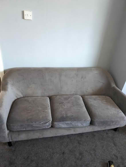 Photo of free Grey sofa (Pelsall WS3) #3