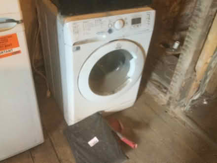 Photo of free Indesit washing machine (Archway Road N6) #2