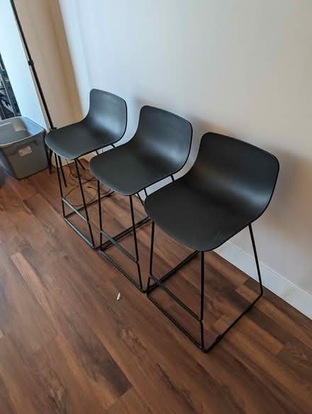 Photo of free 3x Bar stools (Mercer Island Apartments)