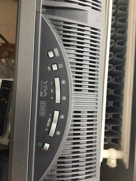 Photo of free Sony Bravia tv (CT21) #2