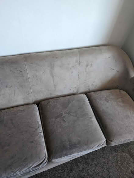 Photo of free Grey sofa (Pelsall WS3) #1