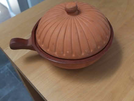 Photo of free Terracotta oven dish (Battle TN33) #1