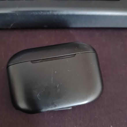 Photo of free 1 wireless headphone (Northfield B31) #1