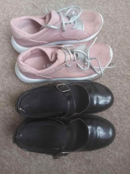 Photo of free UK size 2G footwears (Shirley SO15) #1