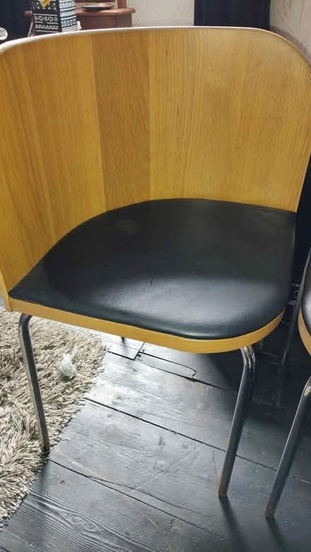 Photo of free 2 chairs (L20) #2