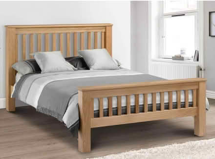 Photo of Simple wooden frame bed (M21) #1