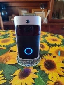 Photo of free DOORBELL CAMERA Plus separate chime (Hersham KT12) #1