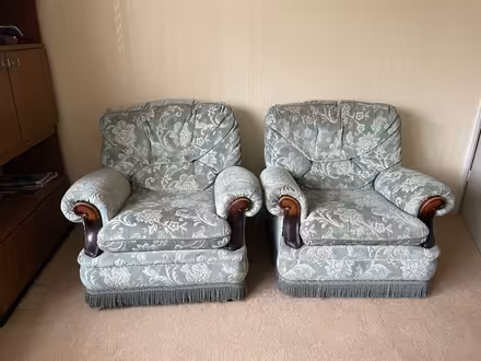 Photo of free 3 piece suite (Yaxley) #2