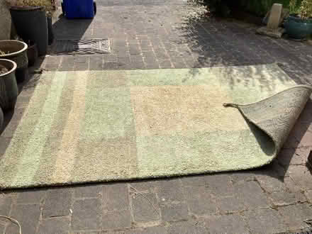Photo of free Large green & beige Indian handspun wool rug 8 x 5 (BT10) #2