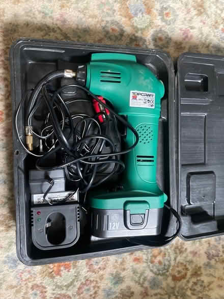 Photo of free 12 V compressor to pump up tyres (BA6) #1