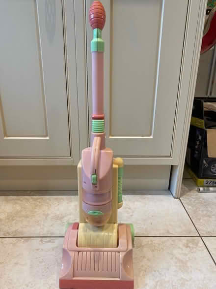 Photo of free ELC toy vacuum (Orpington BR6) #1
