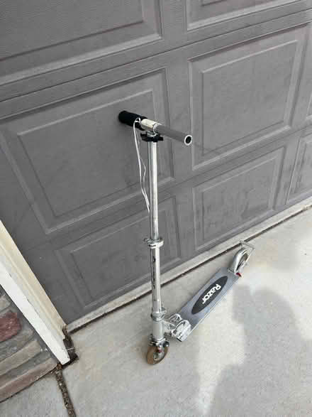 Photo of free Used Razor Scooter (Southwest Longmont) #1