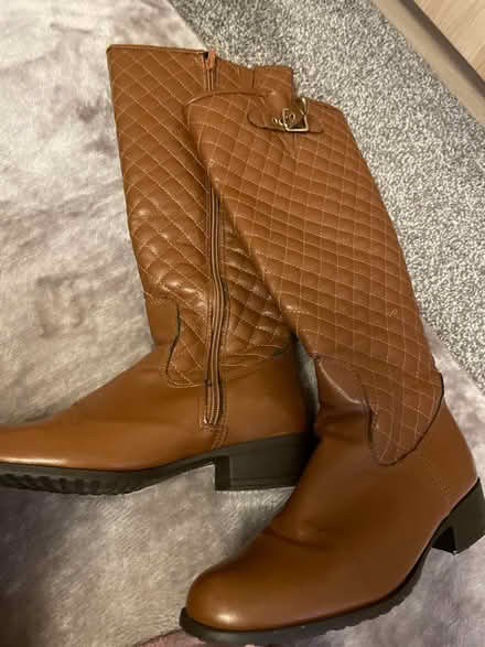 Photo of free Size 4.5 (DH2) #2
