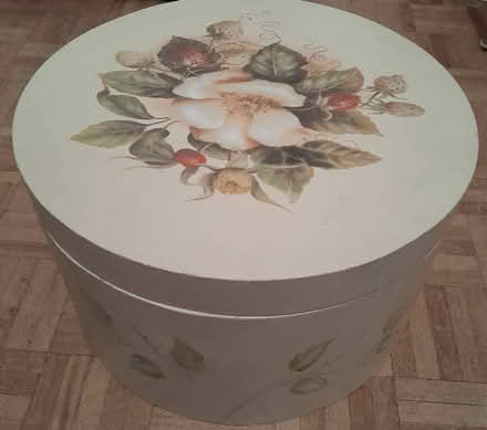 Photo of free Hat Boxes (Morden SM4) #1