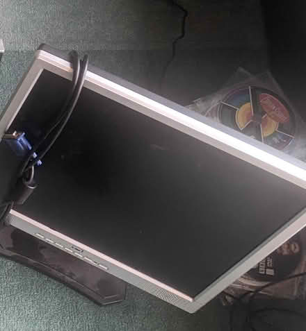 Photo of free 1 Elonex 17" computer monitor (Springfield CM1) #1