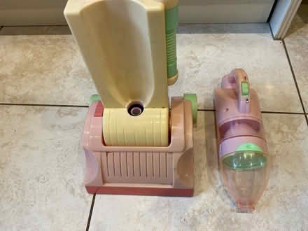 Photo of free ELC toy vacuum (Orpington BR6) #2