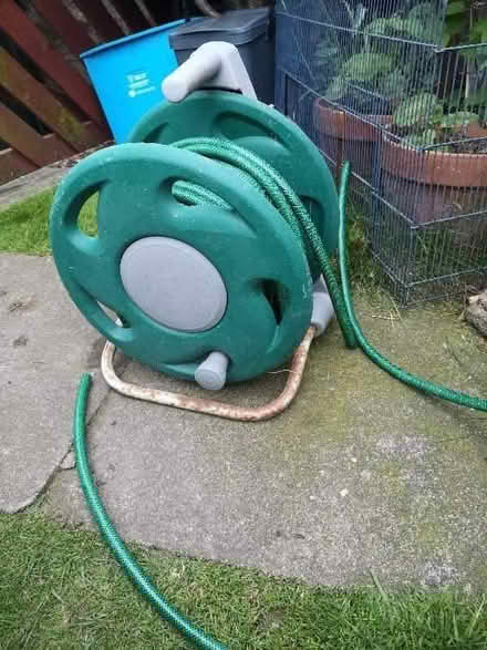 Photo of free Green hosepipe on reel (Craiglockhart EH14) #1