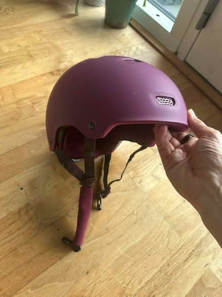Photo of free Bike helmet (Canary Wharf, E14) #4