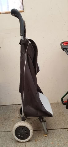 Photo of free Shopping trolley (Northchurch HP4) #1