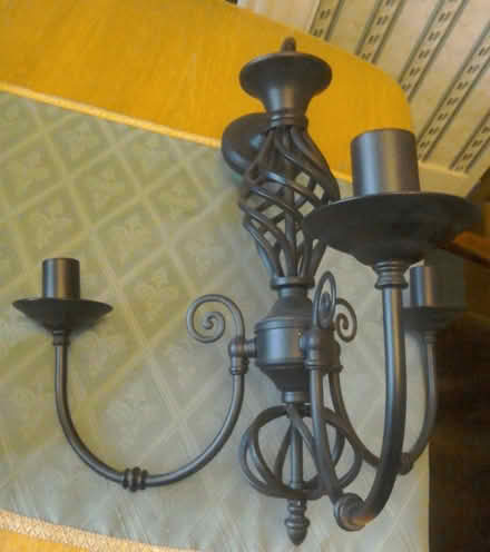 Photo of free Matt Black 3 Arm Pendant Light with Twist Knot Design (Harborne B32) #2