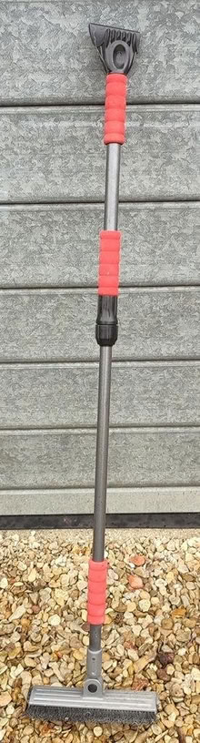 Photo of free Extendible snow & frost tool (Sherfield on Loddon, RG27 0) #2