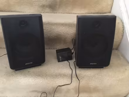 Photo of free Advent speakers (Springfield (Delco)) #1