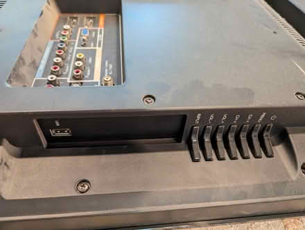 Photo of free Vizio TV e371vl, 37 inches (1533 Templeton Pl) #4