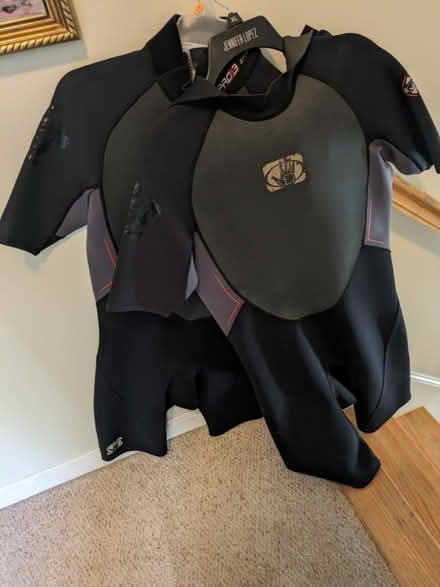 Photo of free Men's Shorty Wetsuits L & XL (Pawtucketville / Lowell) #1