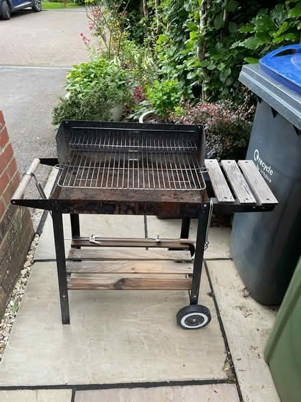 Photo of free BBQ (Hilperton BA14) #1