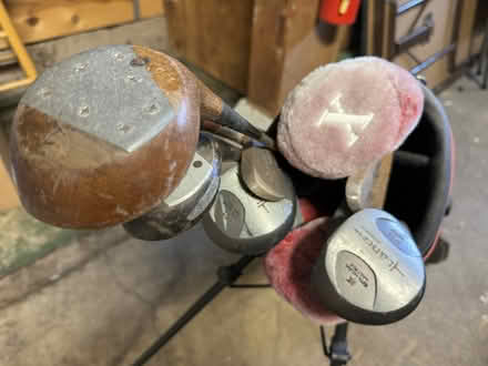 Photo of free Old golf clubs in bag (Inner Sunset) #2