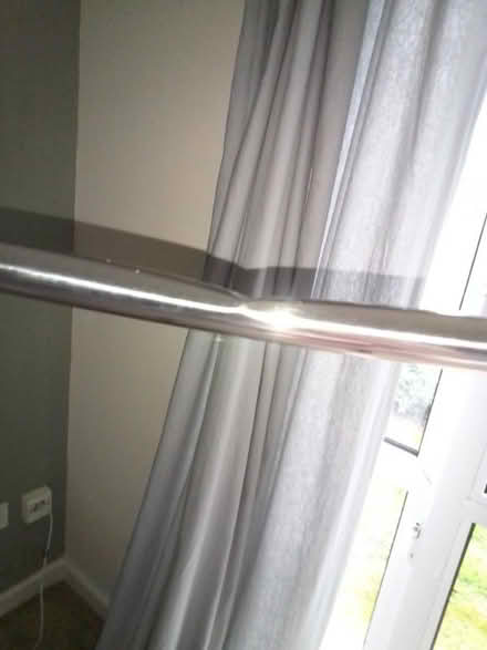 Photo of free Adjustable Clothes Rail (Northgate Village CH2) #4