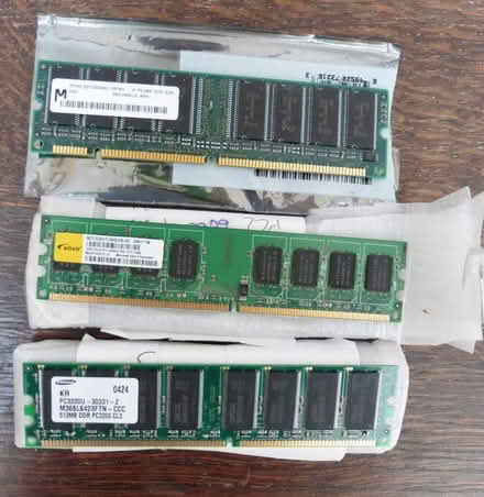 Photo of free Various DDR Memory Modules (Bengeo SG14) #1