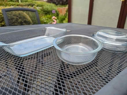 Photo of free 3 pyrex dishes (PO7) #1