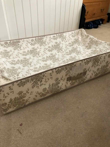 Photo of free Underbed storage thingy (Fulham SW6) #1
