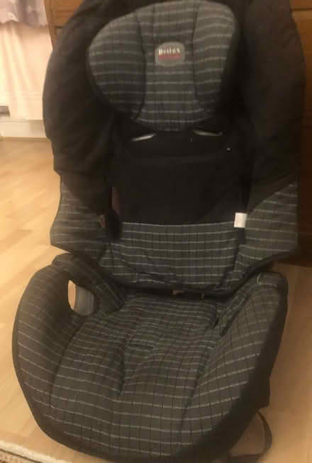 Photo of free child car seat (Hove Green BN3) #1