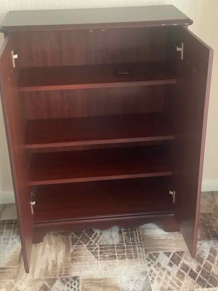 Photo of free Small mahogany cabinet (Belvedere DA17) #2