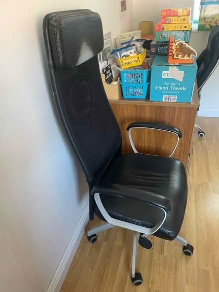 Photo of free Office chair (West st Leonard’s) #1