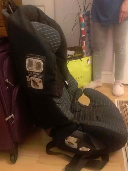 Photo of free child car seat (Hove Green BN3) #2