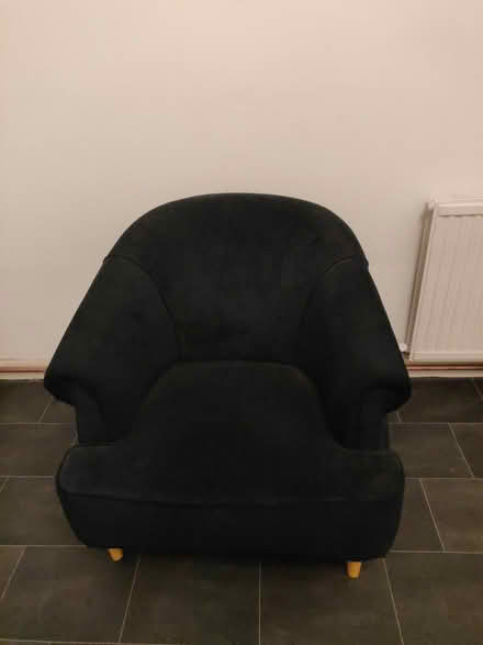 Photo of free Armchair (Leigh) #2