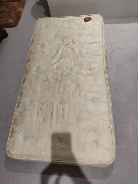 Photo of free Single mattress (New Barnet EN4) #3