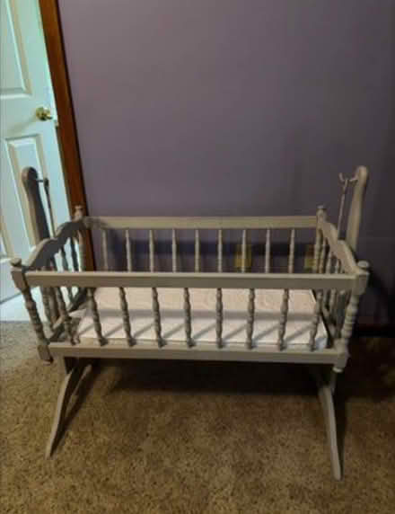 Photo of free Functional cradle (Lower Elyria) #1